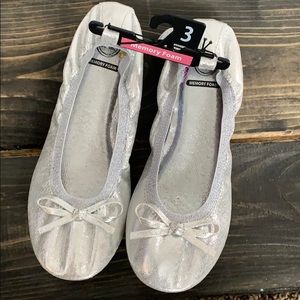 Girls slip on memory foam